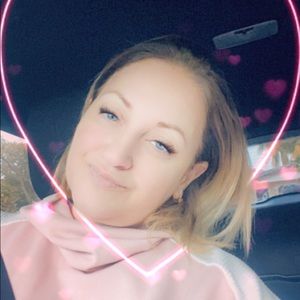 Meet your Posher, Virginia